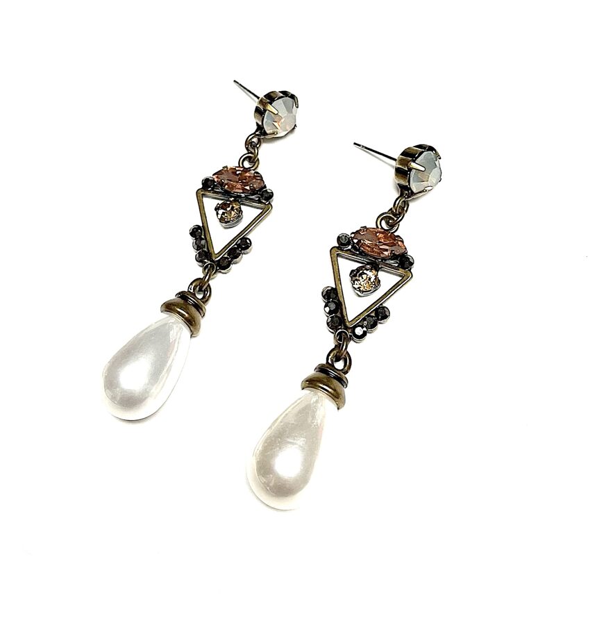 Gari auskari vintage stilā ar pērli